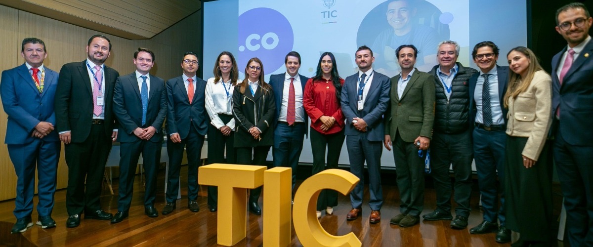 Foto de los integrantes del equipo PuntoCo